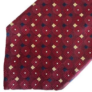 Joseph A. Banks Signature‎ Collection Silk Necktie Dark Red Geometric NWT
